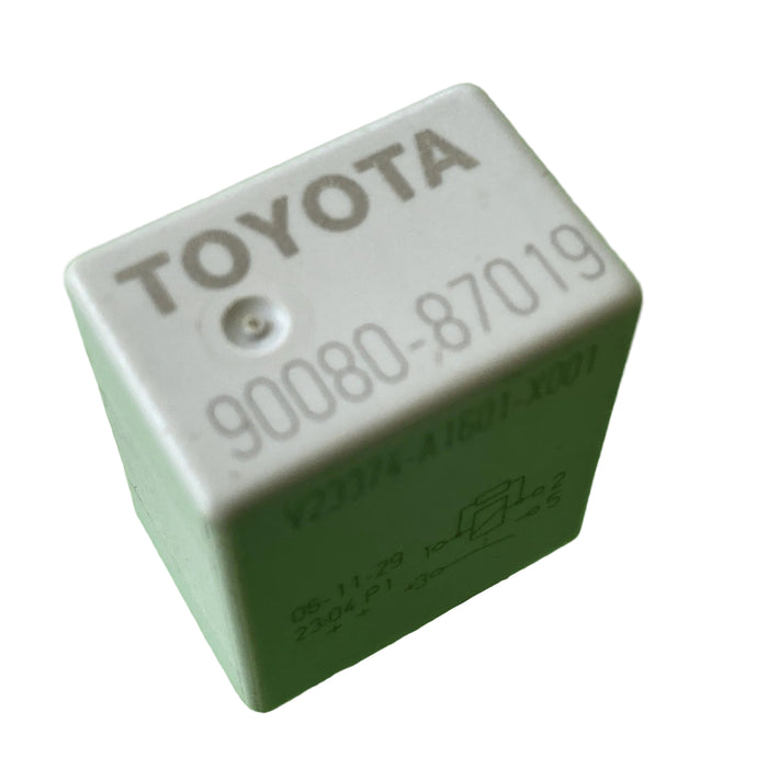 Toyota Avensis Corolla RV4 Yaris Silver Relay Bosch 0332011001/ 90080-87019