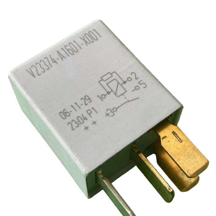 Toyota Avensis Corolla RV4 Yaris Silver Relay Bosch 0332011001/ 90080-87019