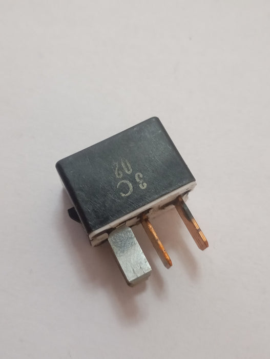 Suzuki Alto Ignis Splash Agila Wagon+ MR 4-Pin Black Relay Denso 156700-2080