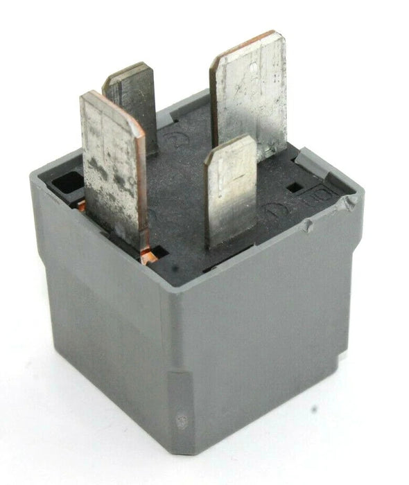 A0025422619 Mercedes A B C E ML S Class Vito 638 Sprinter 903 Hella 4RA007793-07