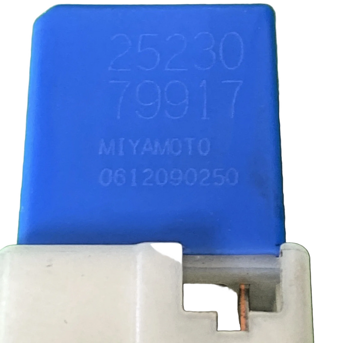 Genuine Nissan Blue 4 Pin Heater Fan Micro Relay 25230 79917 4 Pins