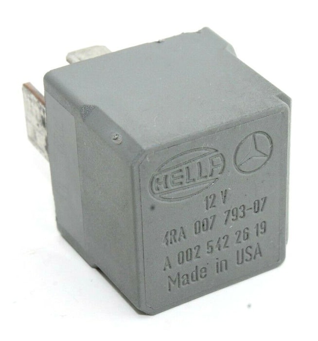 A0025422619 Mercedes A B C E ML S Class Vito 638 Sprinter 903 Hella 4RA007793-07
