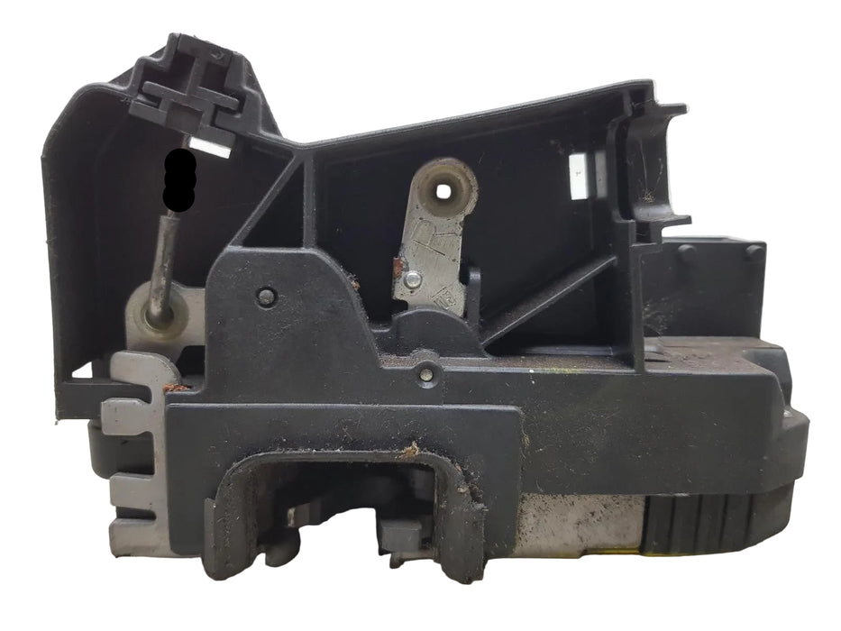 GM Renault Trafic  Door Lock Right Off Side Front 8200008261 & 91166229